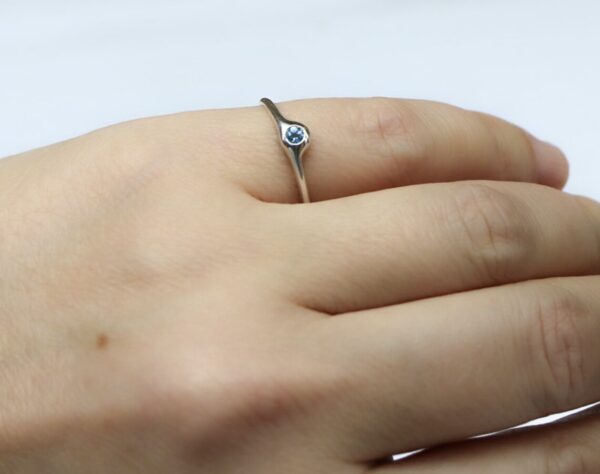 assymetrical delicate-ring02